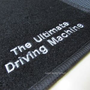 Karpet BMW E39 2 Baris Bahan Beludru Super Warna Hitam Logo The Ultimate Driving Machine